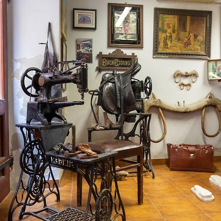 ロヴィニCasa Kaligari Historyアパートメント エクステリア 写真